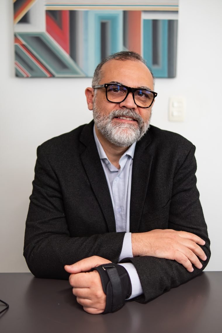 Dr. Marcos, ginecologista e saúde da mulher, CRM 20004