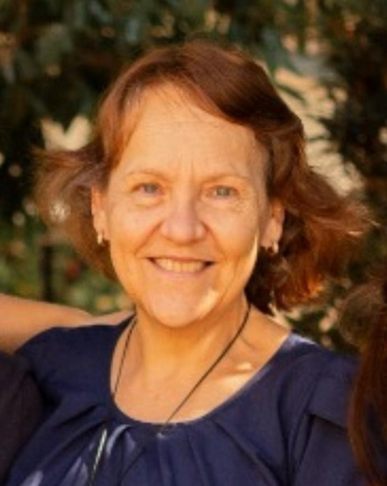 Rosangela, secretária da Clínica Viva Melhor